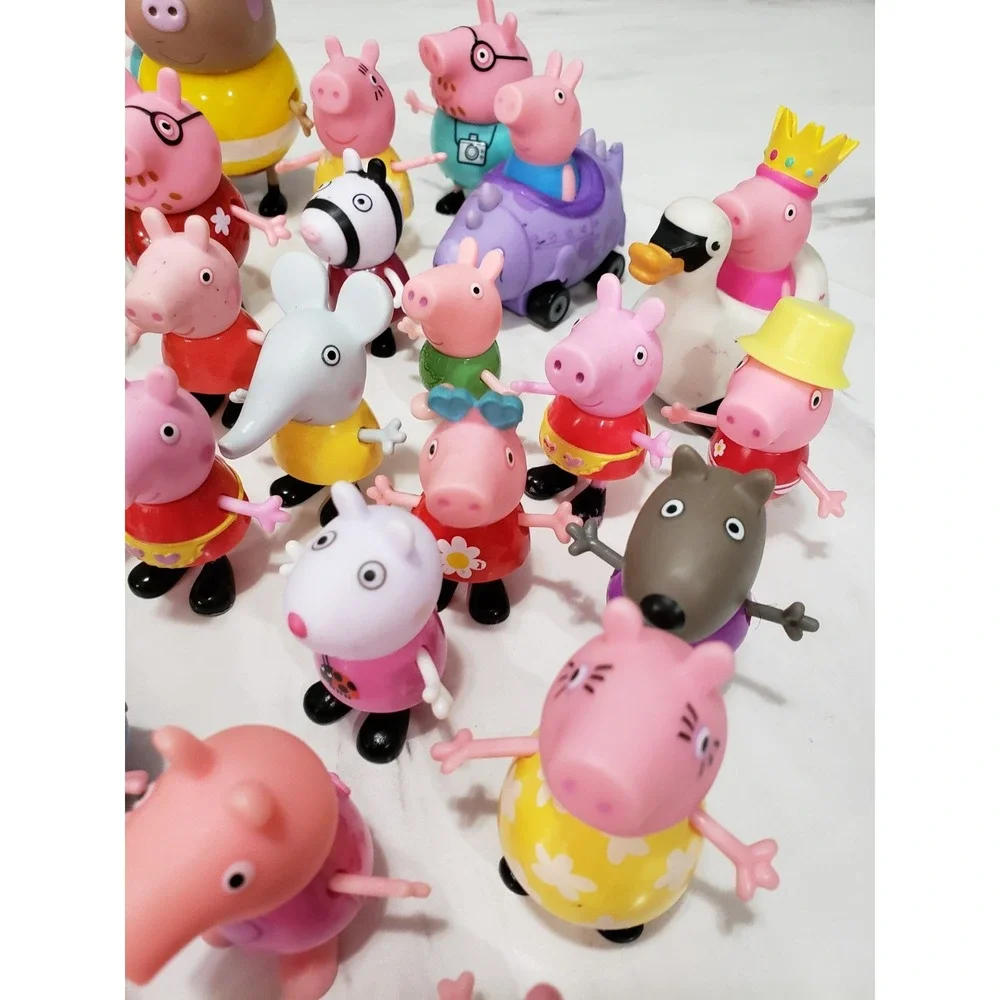 Lot 40+ Peppa Pig Family Friends Figures Bundle Mummy Daddy Grandma George #3